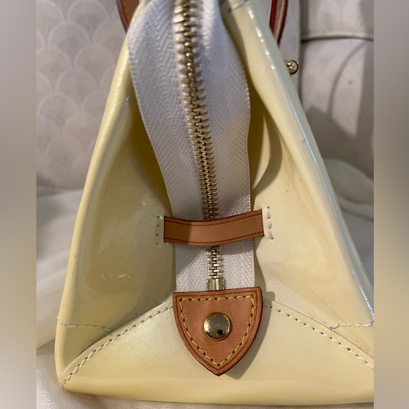 Sold! Louis Vuitton Vernis Rosewood Ave Perle w/ COA - Picture 3 of 17